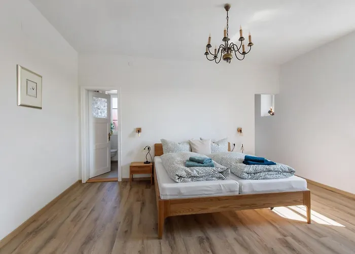 Romantika Villa *